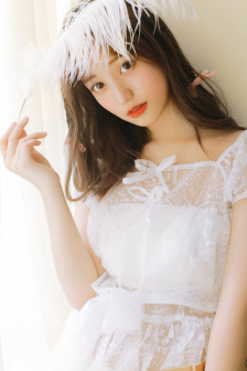 公交车短裙挺进太深了H女友